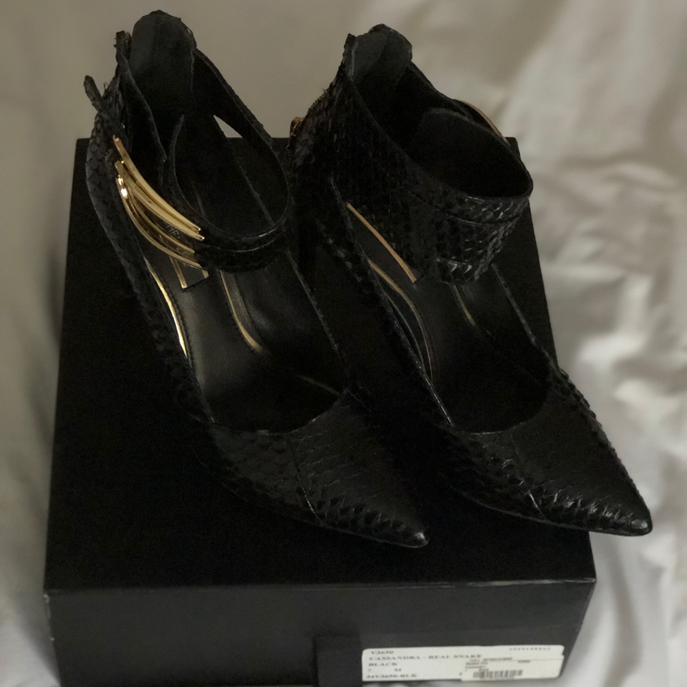 Rachel Zoe Pump - Picture 2 of 8